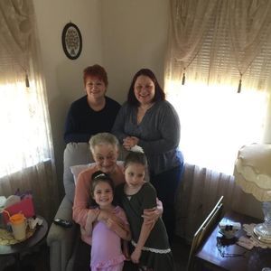 Meet your Posher, Carol